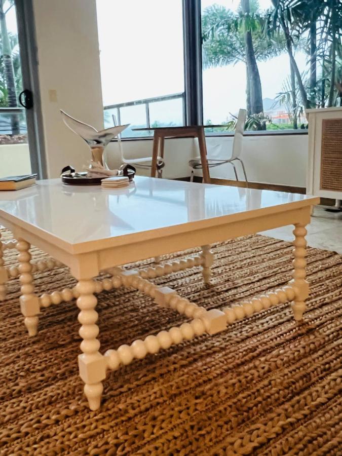 Santai Sea-duction Casuarina